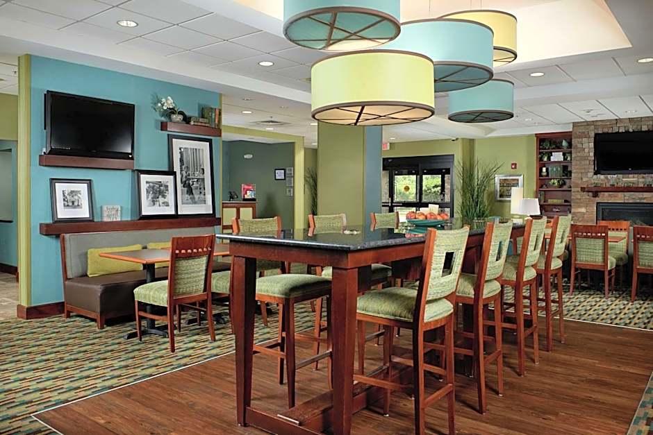 Hampton Inn By Hilton Bermuda Run Advance