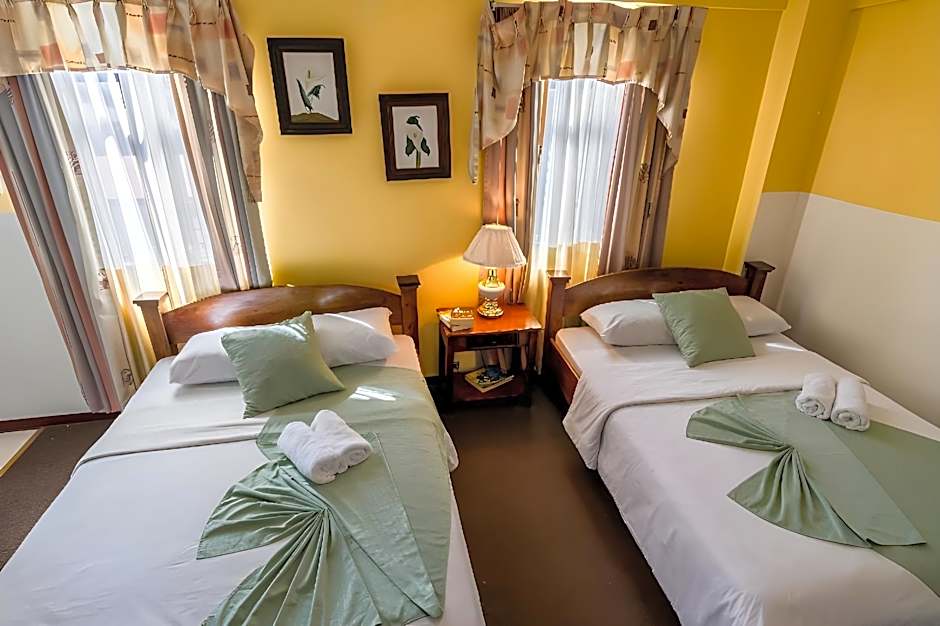 Hotel Amón Real