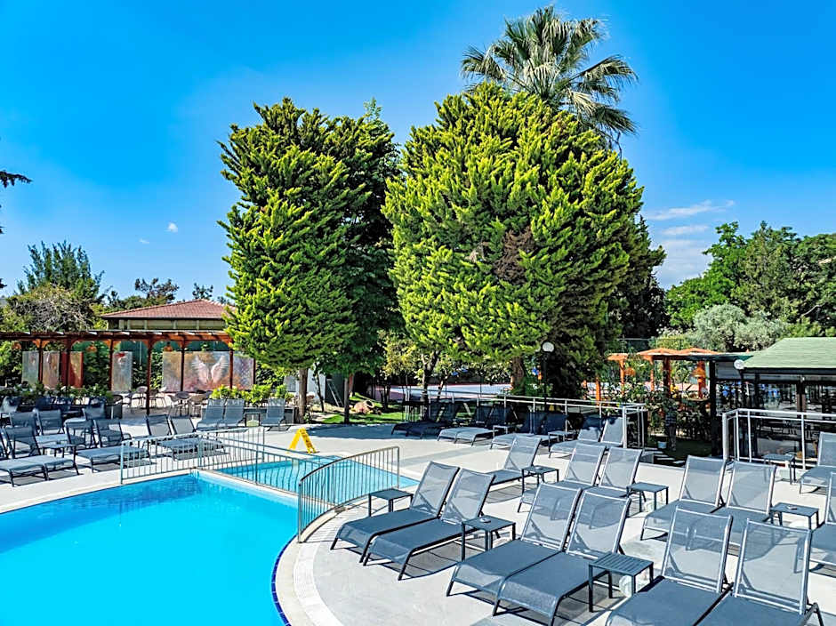 Marbel Hotel by PalmWings