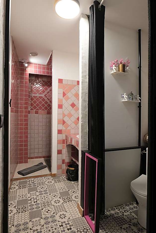 VILLA ARTEMIA Maison vigneronne - chambre d hôtes-B&B-piscine et spa