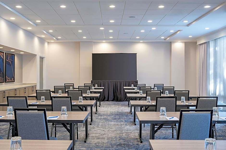 Delta Hotels by Marriott Jacksonville Deerwood