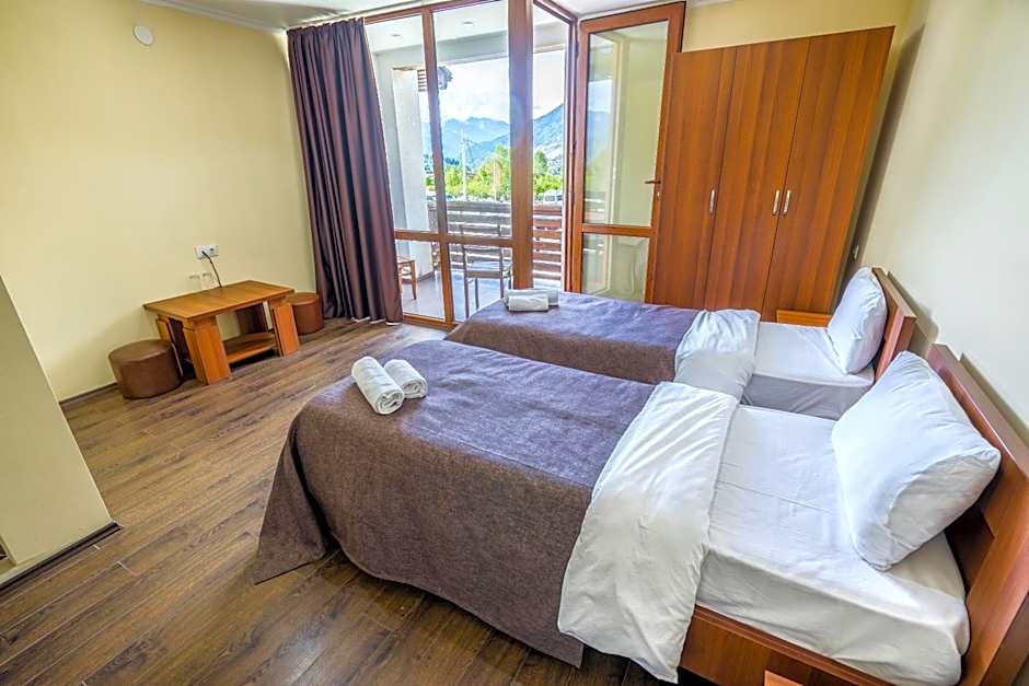 Hotel Banguriani