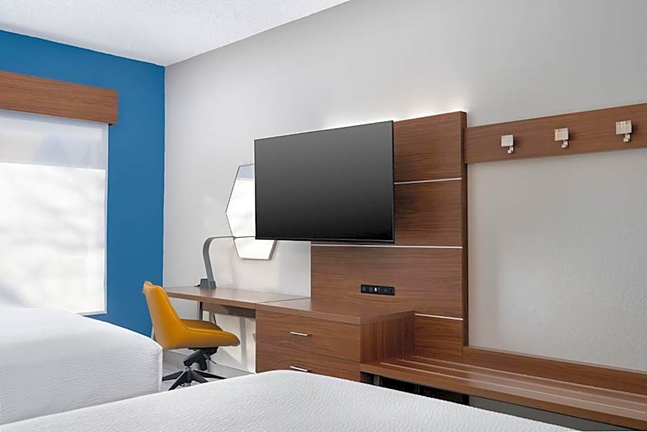 Holiday Inn Express Hotel & Suites Bentonville By IHG