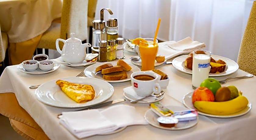 Airport Hotel Tirana