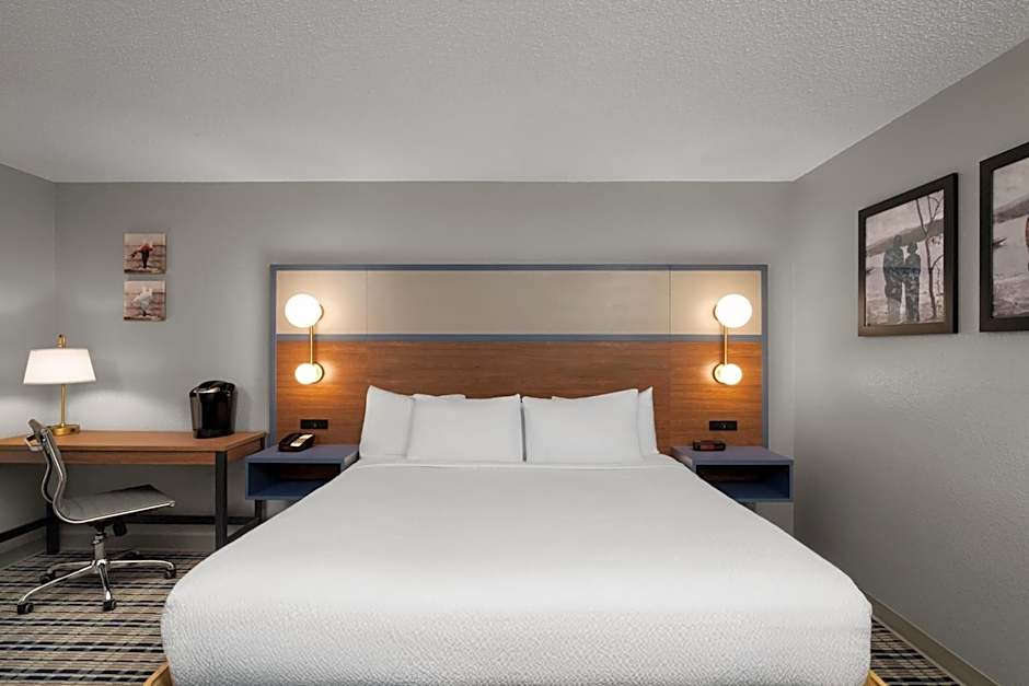 AmericInn by Wyndham Tofte Near Lake Superior