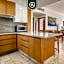 2BR Condo with Private Blacony - Oceean View