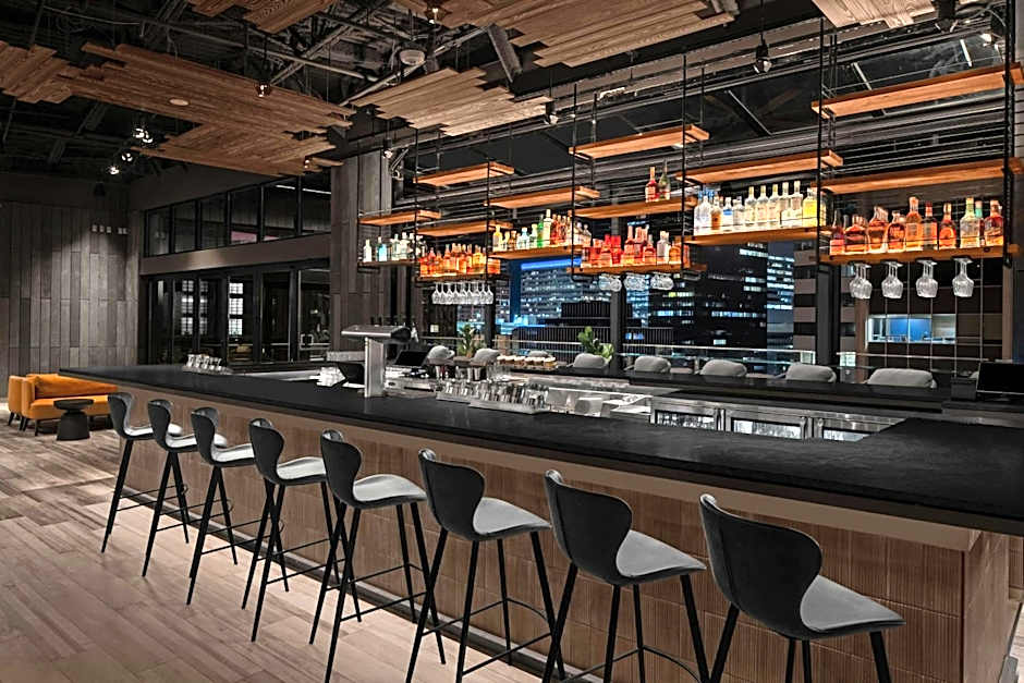 AC Hotel by Marriott St. Louis Clayton