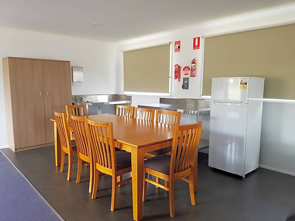 Canberra Carotel Motel
