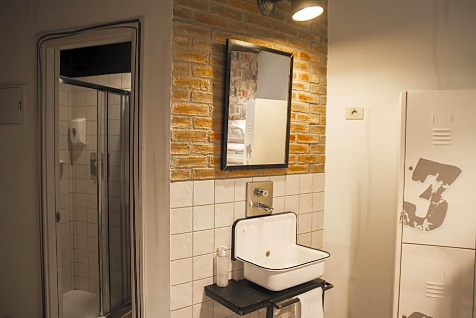 room00 Ventura Hostel