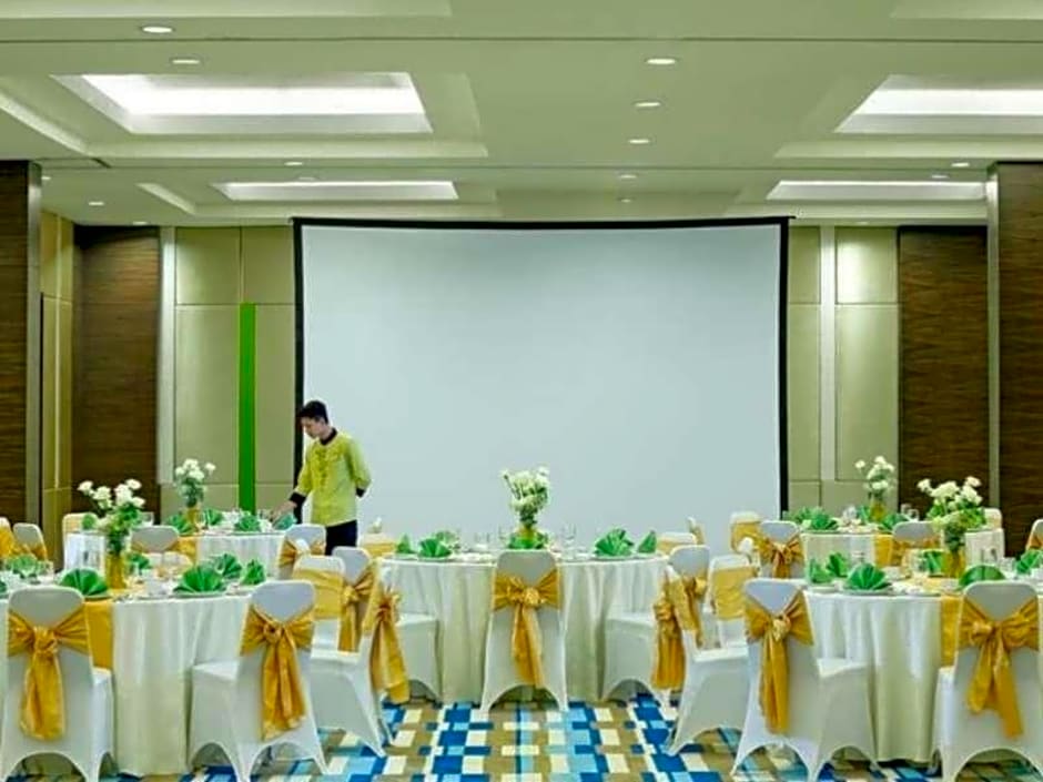 Hotel Santika Cikarang