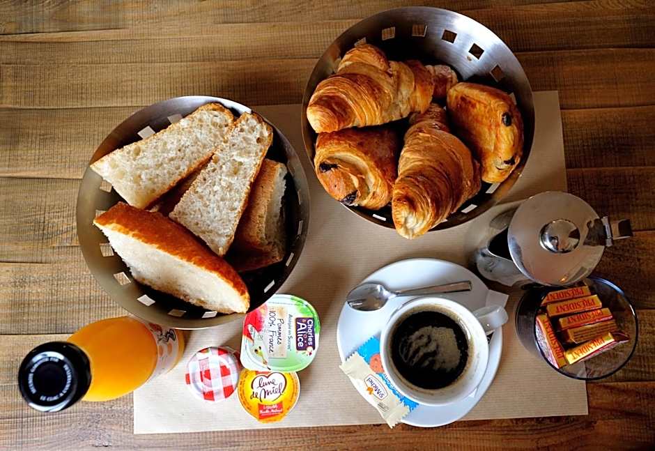 L'Alzire - Logis Auberge Culturelle