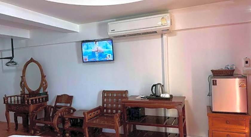 Jirawan Hotel