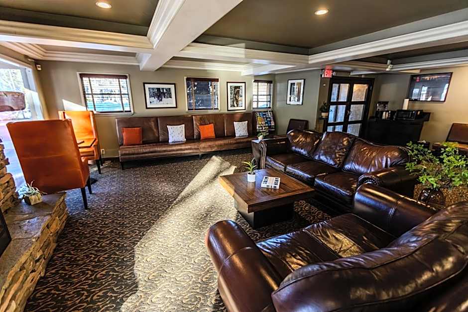 The Mammoth Creek Inn