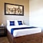 Capital O Hotel Villa Azura