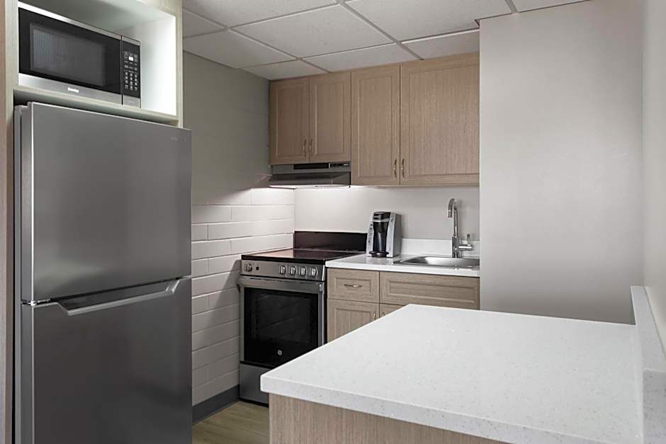 Photo 1 of 5 of 1 King Bed Suite, Nonsmoking, Ground Floor