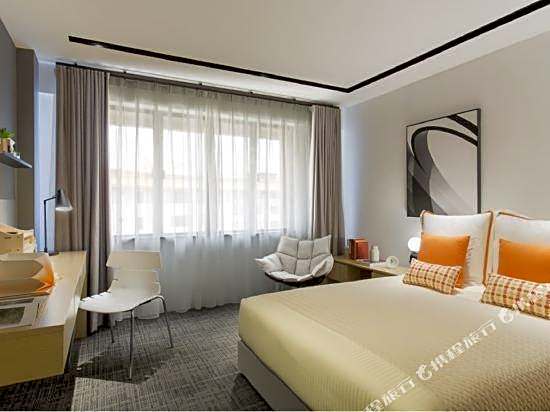 Lingju Chuangxiang Apartment