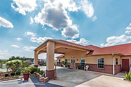 Days Inn by Wyndham Gainesville