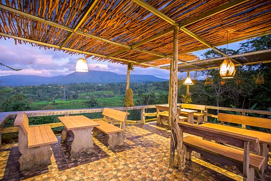 Pondok Nyoman Bedugul by AGATA