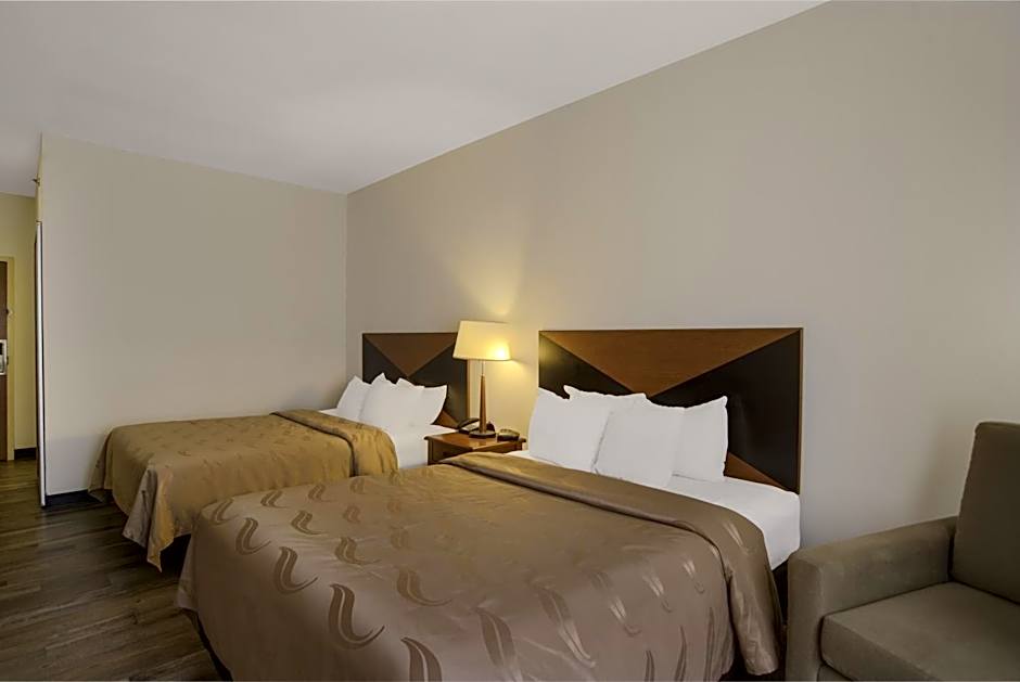 Quality Inn & Suites Chambersburg Northeast