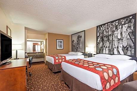 Queen Room with Two Queen Beds - Non-Smoking