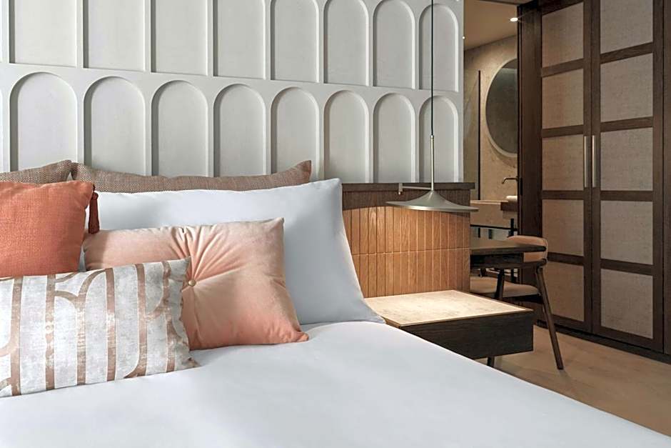 MonAsty, Thessaloniki, Autograph Collection