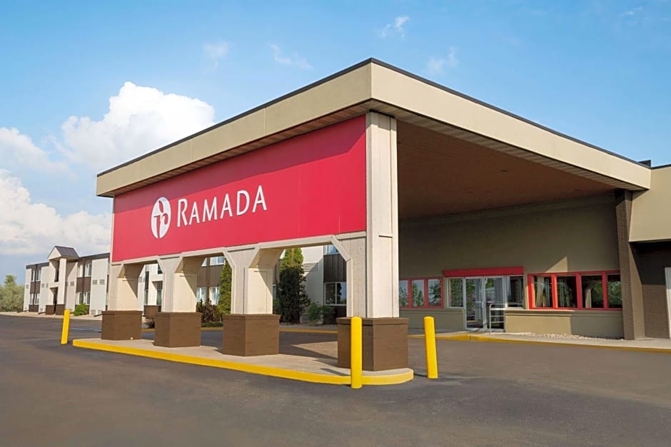 Ramada by Wyndham Bismarck