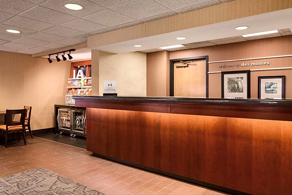 Hampton Inn By Hilton Des Moines Airport