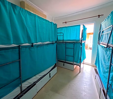 Bed in 8 Bed Mixed Dormitory