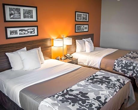 Queen Room with Two Queen Beds - Non-Smoking