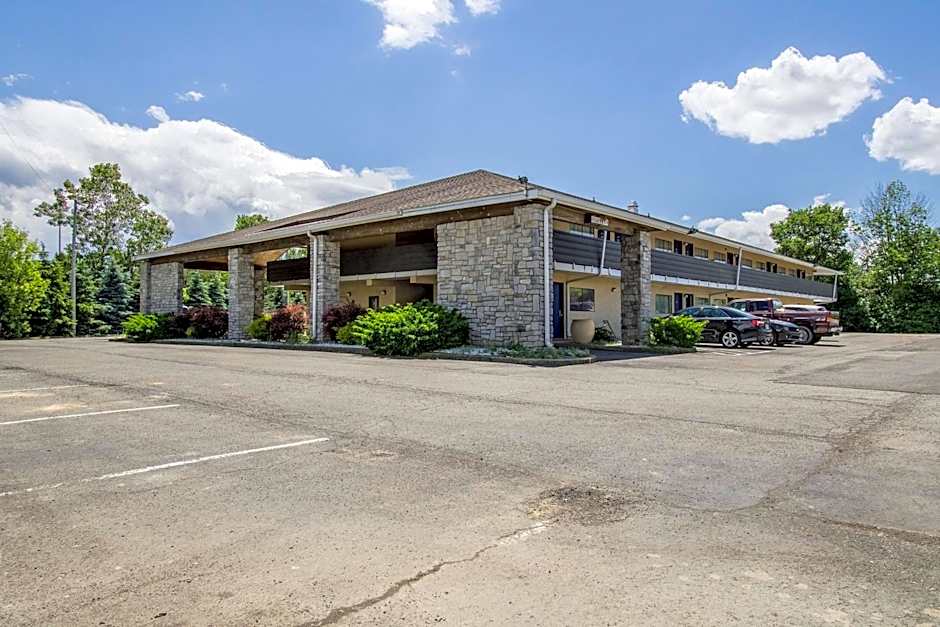 Motel 6-Ashland, OH