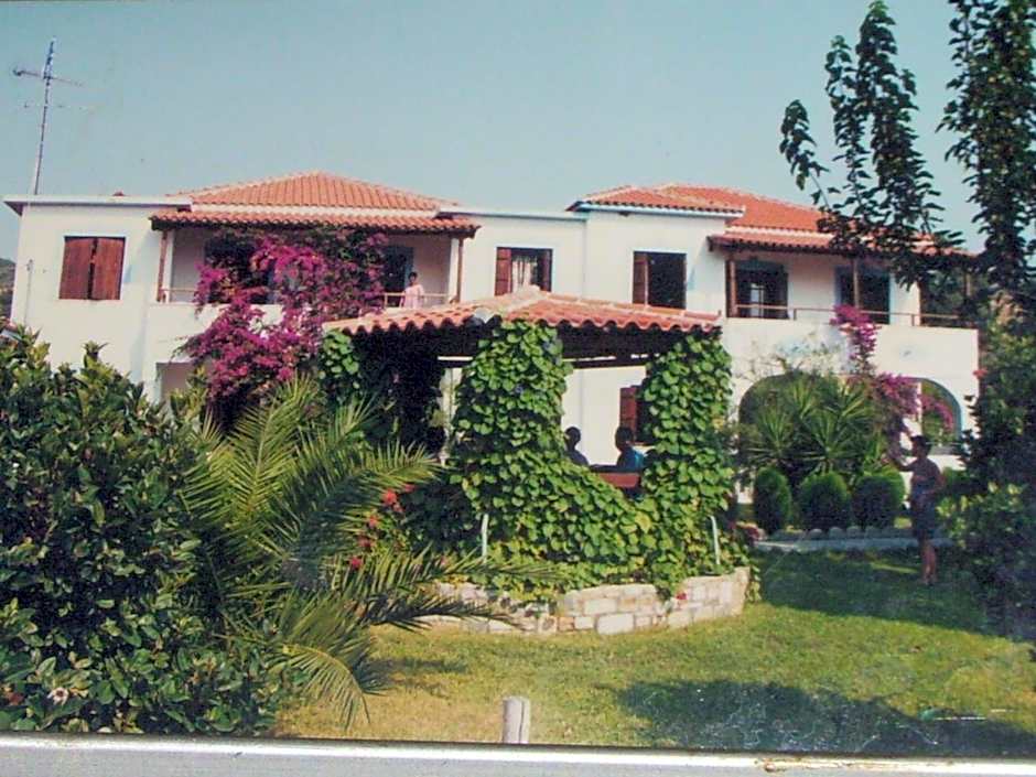 Foto 1 di 42 di Hotel Elytis