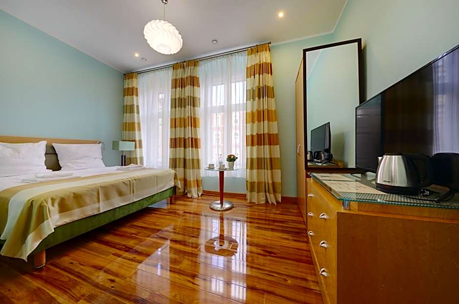 Jagiellonska 3 ApartHotel - Duze przestronne pokoje, centrum miasta, szybkie WiFi