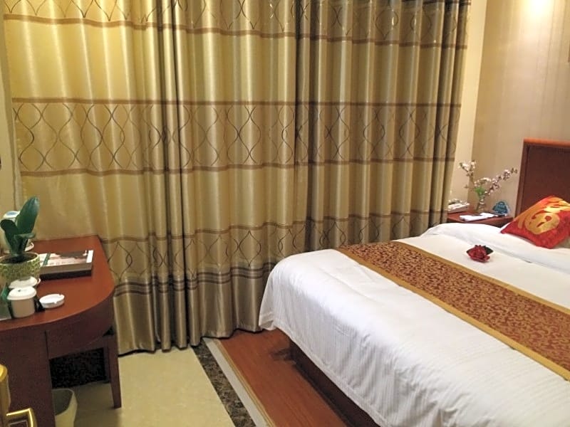 GreenTree Inn Jiangsu Suqian Yiwu Business Center Fukang Avenue Express Hotel