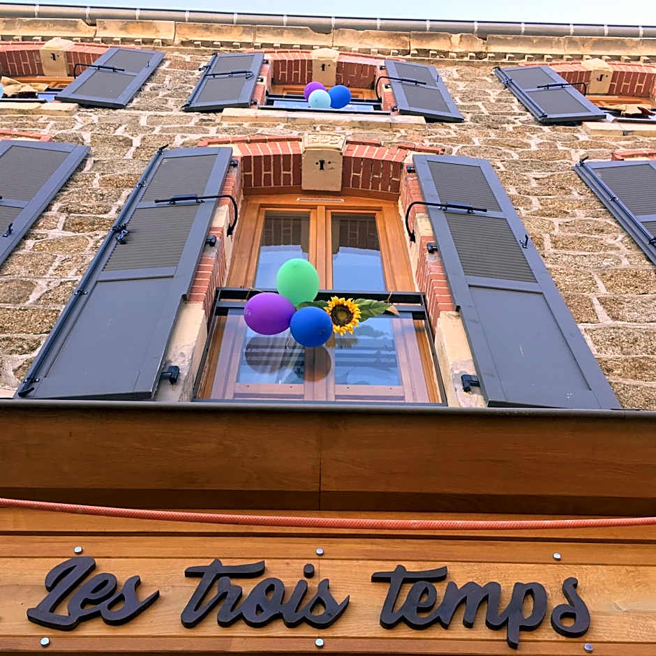 Les Trois Temps