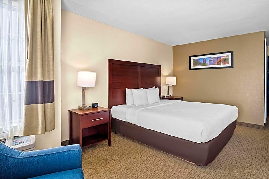 Quality Suites Irving-Las Colinas