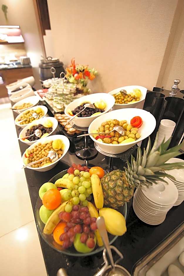 Hotel Excellence Inn