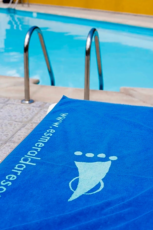 Apartamentos Punta Marina by LIVVO