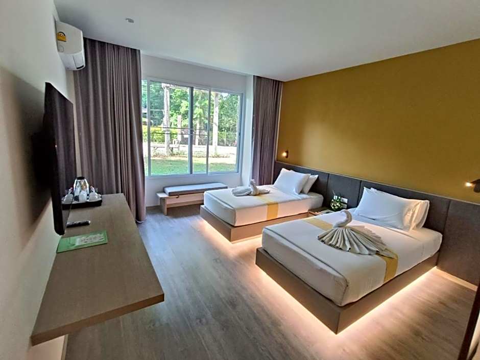 Photo 1 of 8 of 1 Double Bed or 2 Beds, Garden View