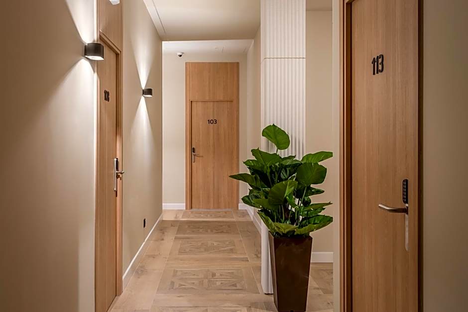 Aerohotel Barcelona Airport 24h