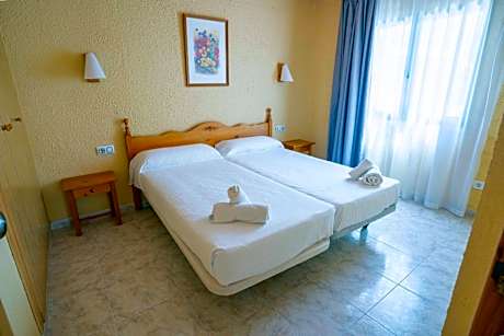 One Bedroom Apartment