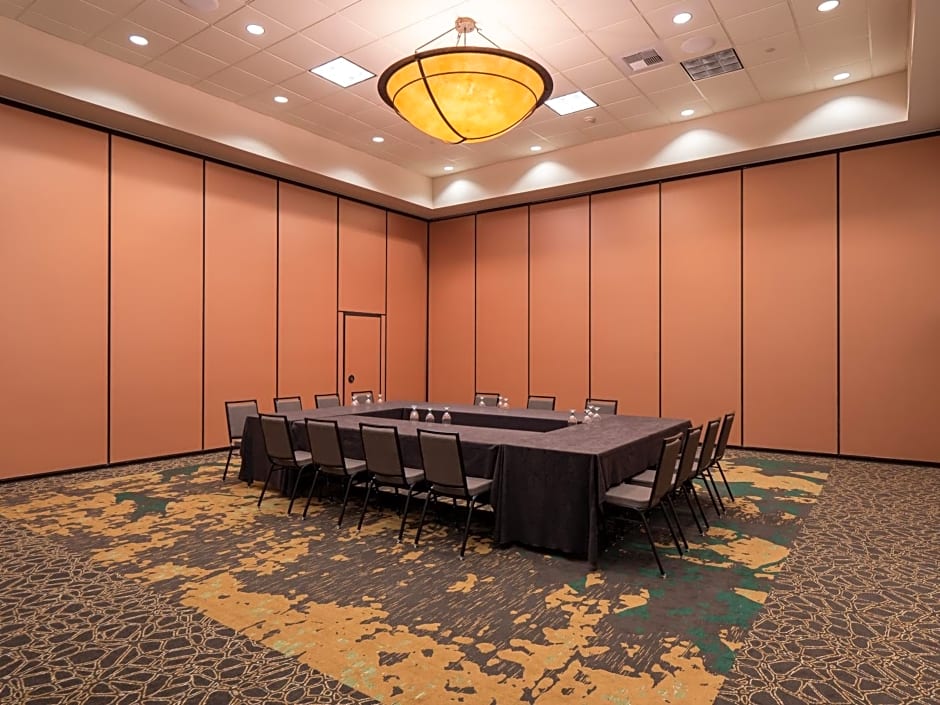 Holiday Inn Stevens Point - Convention Center By IHG