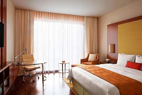 Deluxe King Room with complimentary airport transfers
