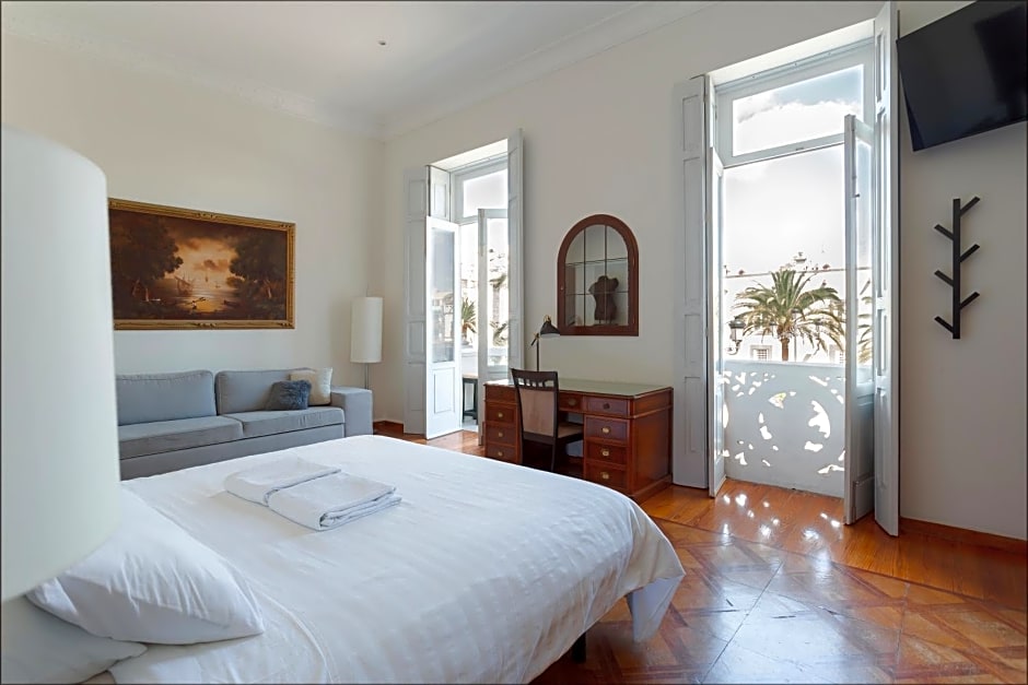 Santa Ana Suite & Rooms