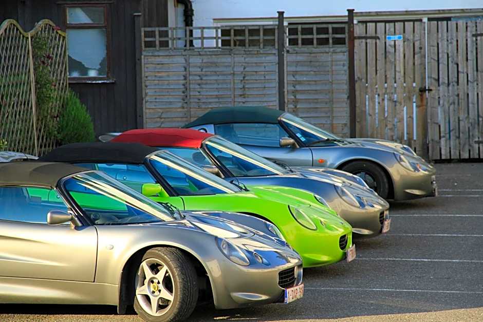 Annandale Arms Hotel