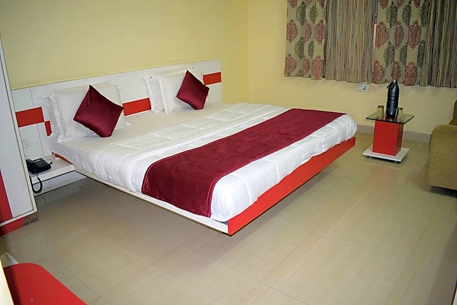 Hotel Ashapura Palace