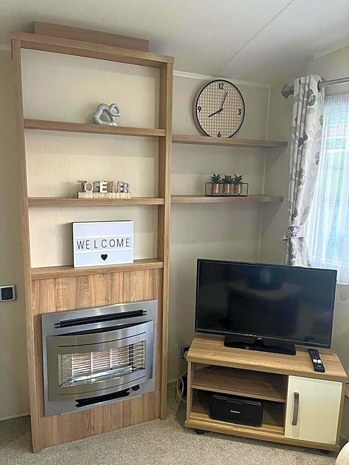 Our Lodge at Newquay Bay NB35