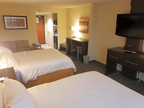 Queen Room with Two Queen Beds - Disability Access/Non-Smoking