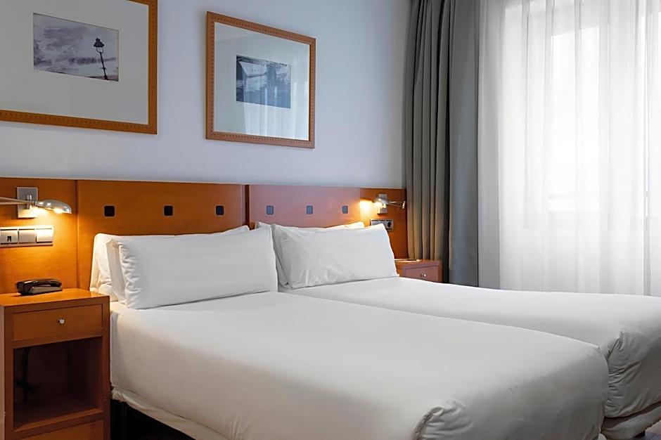 Petit Palace Cliper-Gran Via