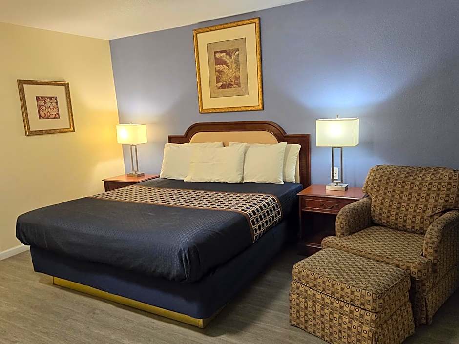 Rodeway Inn & Suites