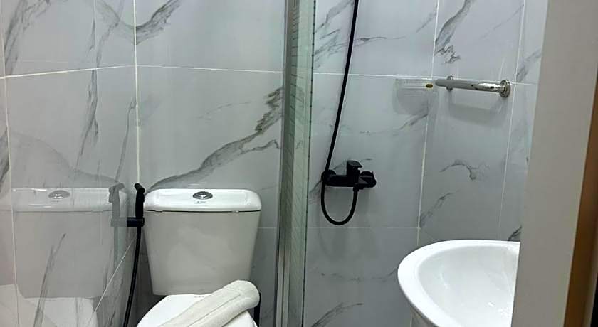 Amman Trail Hotel & Studios